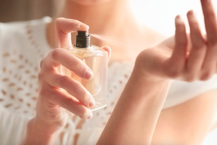 Cara Memakai Parfum Agar Tahan Lama, Dijamin Wangi Seharian