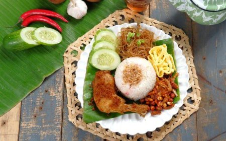 What is Nasi Uduk? Which Region Did This Food Come From?