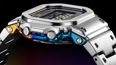 Casio Rilis G-Shock 5000 Series dengan Desain Metal Pelangi