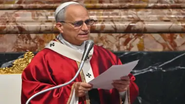 Seruan Damai dari Vatikan, Paus Leo XIV Ingatkan Bahaya Konflik Global