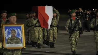 Anggota TNI yang Gugur di Libanon Dimakamkan di Taman Makan Pahlawan