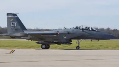 Jet Tempur F-15 Jatuh, AS Dinilai Kehilangan Kendali dalam Konflik Lawan Iran